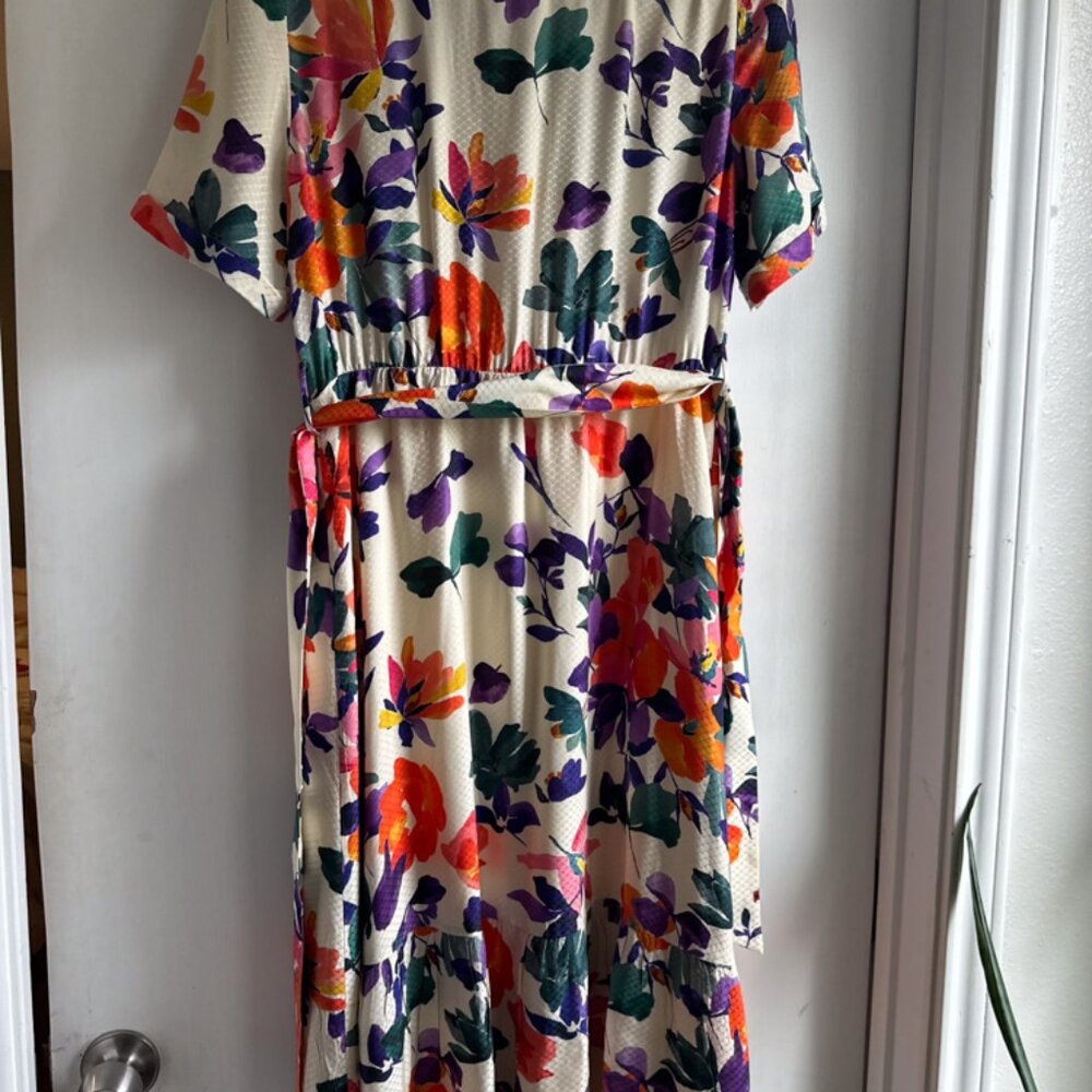 Sezane Floral Midi Dress in Cream with Orange & Purple Blossoms - Picture 4 of 10
